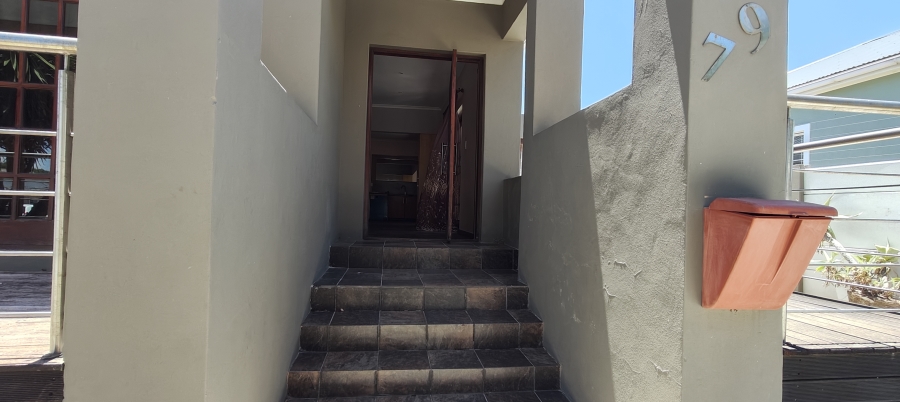 To Let 4 Bedroom Property for Rent in Newton Park Eastern Cape